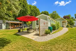 978 Main St, Hanover, MA 02339 - Photo 4