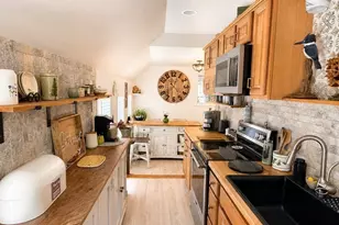 978 Main St, Hanover, MA 02339 - Photo 6