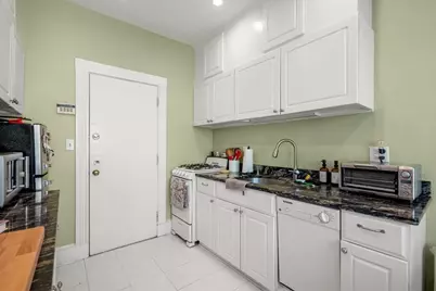 109 Winchester #6, Brookline, MA 02446 - Photo 12