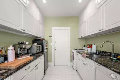 109 Winchester #6, Brookline, MA 02446 - Photo 16