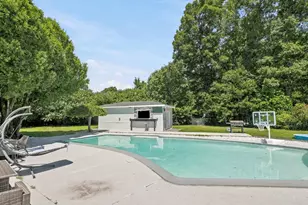 96 I St, Dracut, MA 01826 - Photo 30