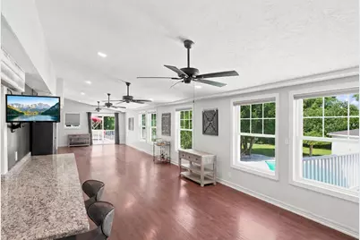 96 I St, Dracut, MA 01826 - Photo 14