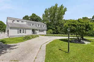 96 I St, Dracut, MA 01826 - Photo 4