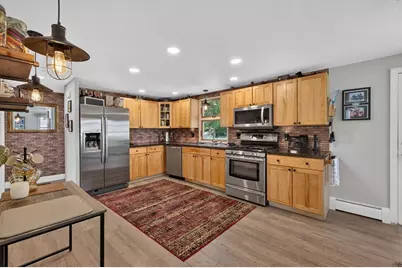 19 Majocka Dr, Westport, MA 02790 - Photo 6