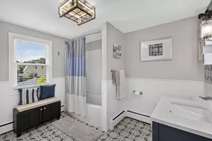 19 Majocka Dr, Westport, MA 02790 - Photo 10