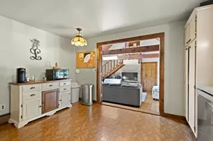 258 Warren St W, Raynham, MA 02767 - Photo 8