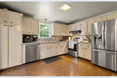 258 Warren St W, Raynham, MA 02767 - Photo 22
