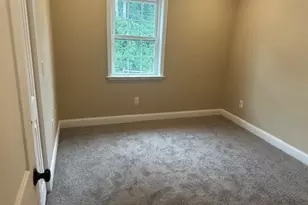 34 Carpenter Ave, Worcester, MA 01605 - Photo 26