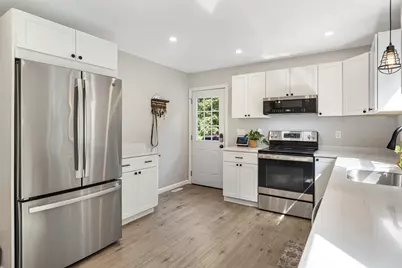 1 Lakeshore Dr, Monson, MA 01057 - Photo 6