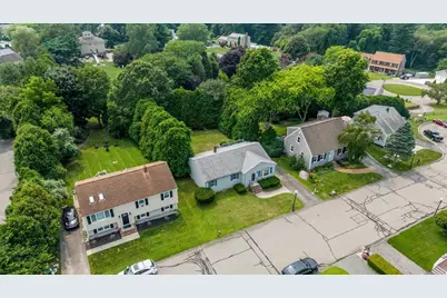 52 Valley View Dr., New Bedford, MA 02740 - Photo 4