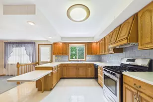 52 Valley View Dr, New Bedford, MA 02740 - Photo 14
