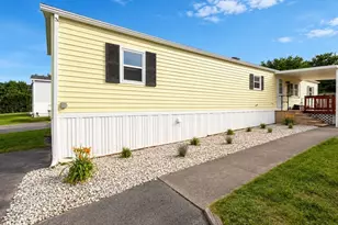 131 Washington St, Auburn, MA 01501 - Photo 2
