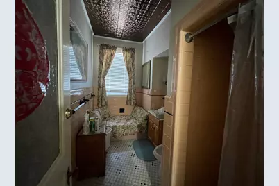 328 Highland St, Worcester, MA 01608 - Photo 22
