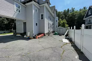 328 Highland St, Worcester, MA 01608 - Photo 6