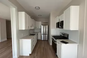 394 Riverway, Boston, MA 02115 - Photo 4