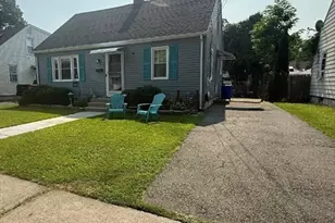 66 Powell Ave, Springfield, MA 01119 - Photo 2