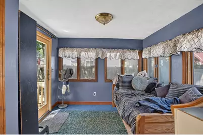 24 Temple St, Tewksbury, MA 01876 - Photo 6