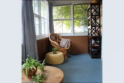 14 Castle St, Springfield, MA 01118 - Photo 4