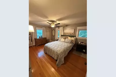 14 Castle St, Springfield, MA 01118 - Photo 16