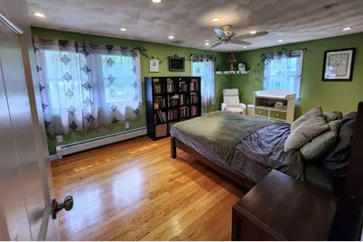 4 Amherst St, Billerica, MA 01862 - Photo 6