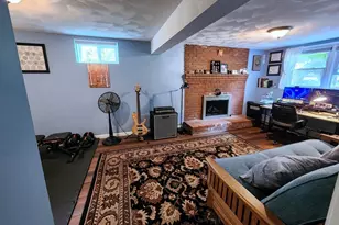4 Amherst St, Billerica, MA 01862 - Photo 10