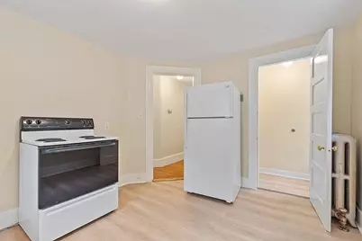 29-31 Rockrimmon Rd #2R, Worcester, MA 01602 - Photo 10