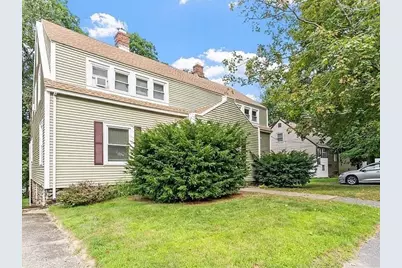 29-31 Rockrimmon Rd #2R, Worcester, MA 01602 - Photo 2