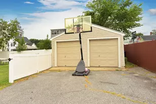 110 5th St, Leominster, MA 01453 - Photo 36