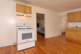 110 5th St, Leominster, MA 01453 - Photo 10