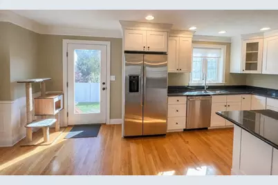 16 Mott St #16, Arlington, MA 02474 - Photo 8