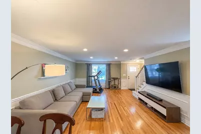 16 Mott St #16, Arlington, MA 02474 - Photo 4