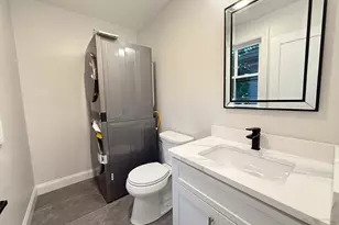 16 Willow Ave, Somerville, MA 02144 - Photo 4
