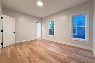 16 Willow Ave, Somerville, MA 02144 - Photo 6