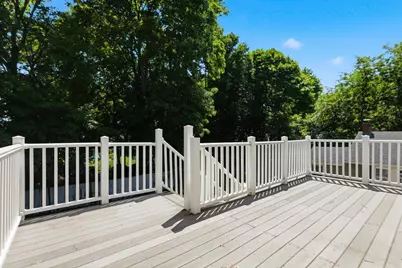26 Calumet St, Peabody, MA 01960 - Photo 12