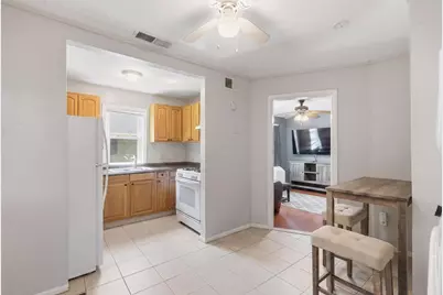 26 Calumet St, Peabody, MA 01960 - Photo 16