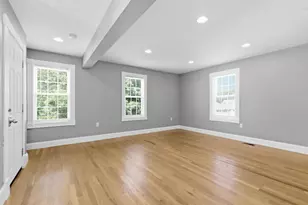26 Calumet St, Peabody, MA 01960 - Photo 28