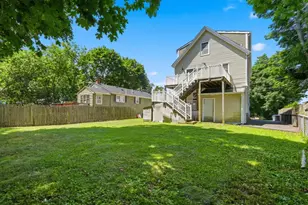 26 Calumet St, Peabody, MA 01960 - Photo 10