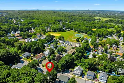 26 Calumet St, Peabody, MA 01960 - Photo 34
