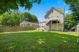26 Calumet St, Peabody, MA 01960 - Photo 10