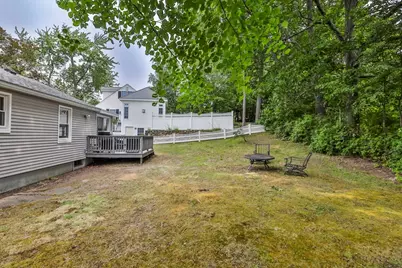17 Robinson St, Fitchburg, MA 01420 - Photo 38