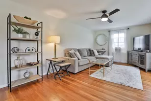 17 Robinson St, Fitchburg, MA 01420 - Photo 10