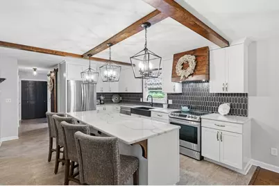 880 Wood St, Swansea, MA 02777 - Photo 4
