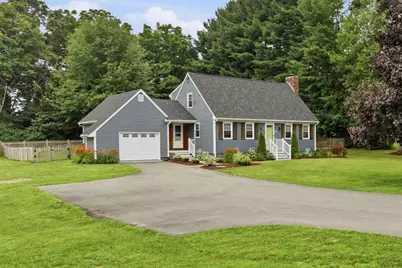 880 Wood St, Swansea, MA 02777 - Photo 2