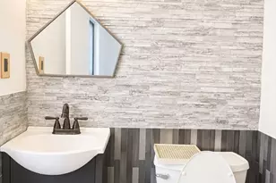 308 Quarry St, Quincy, MA 02169 - Photo 6