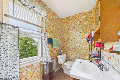 15 Sales St, Fall River, MA 02724 - Photo 18