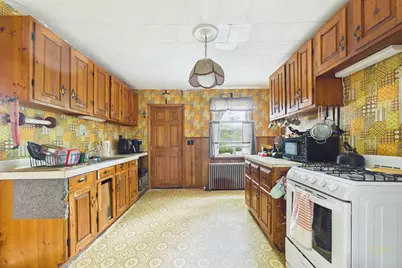 15 Sales St, Fall River, MA 02724 - Photo 24