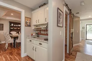 8 Cherrywood Ln, Franklin, MA 02038 - Photo 10