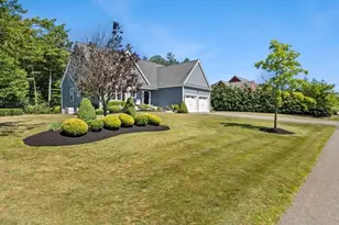 70 Cynthia Rd, Abington, MA 02351 - Photo 4