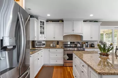 621 W Falmouth Hwy, Falmouth, MA 02540 - Photo 8