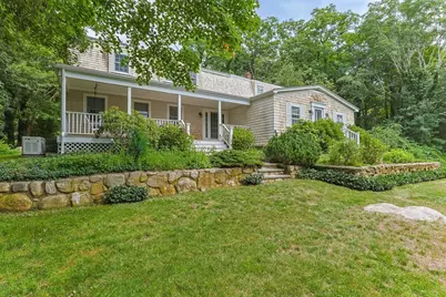 621 W Falmouth Hwy, Falmouth, MA 02540 - Photo 2